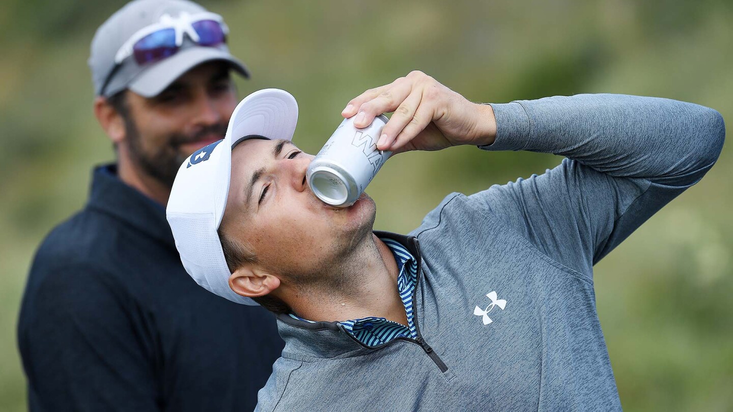 spieth_1920_open19_mon_chug.jpg