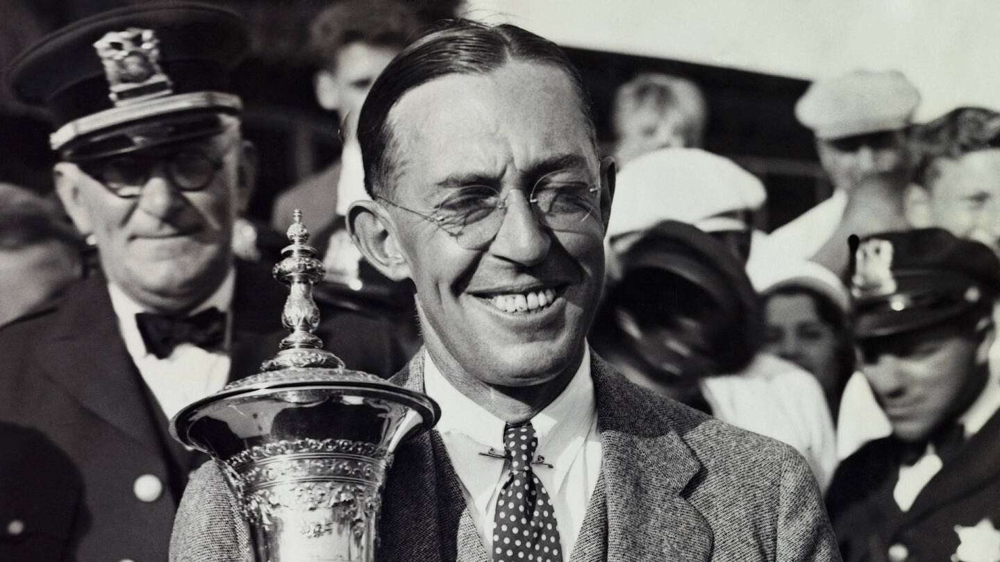 ouimet_1920_usam31_trophy.jpg