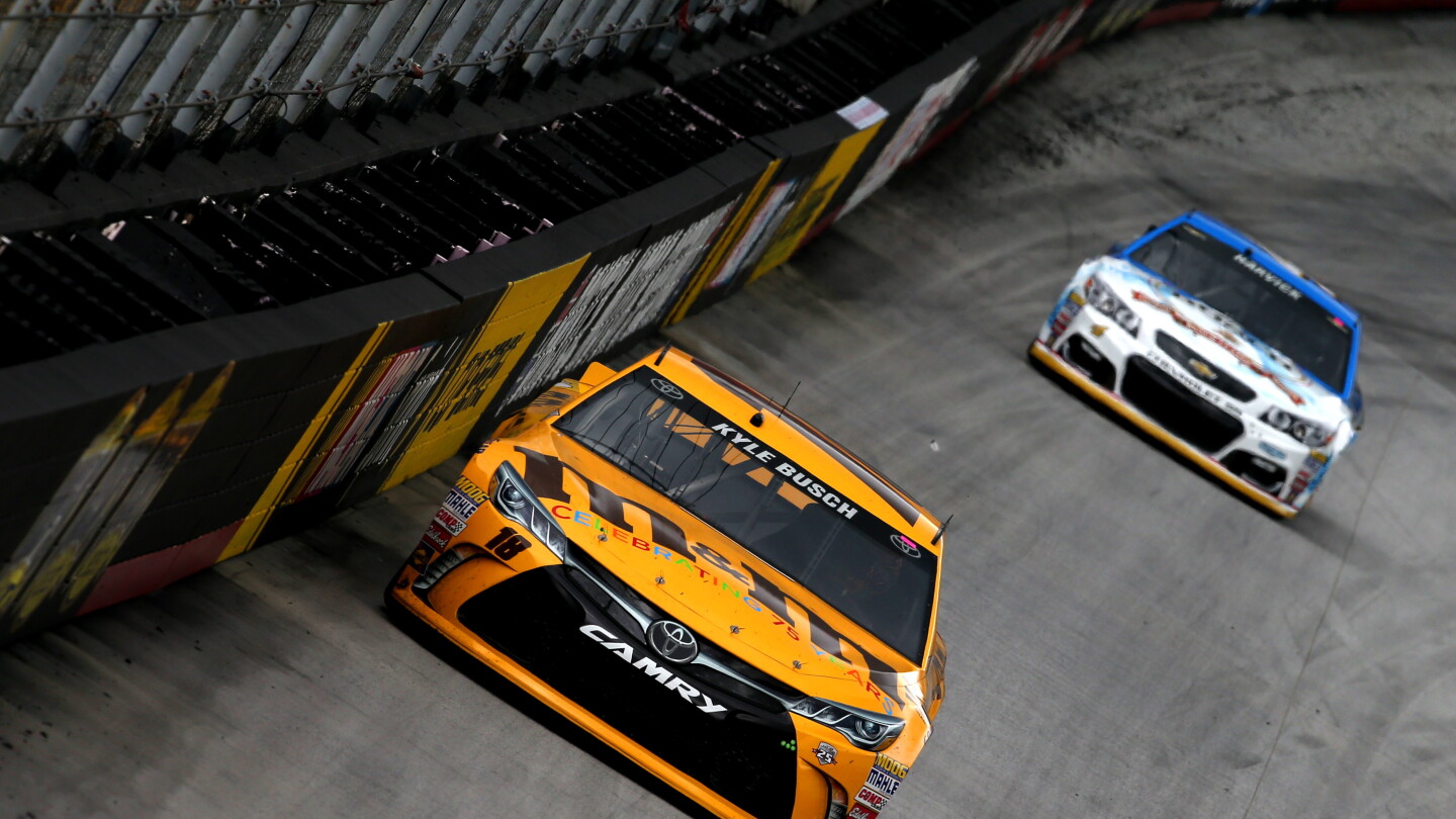 NASCAR Sprint Cup Series Bass Pro Shops NRA Night Race - Practice
