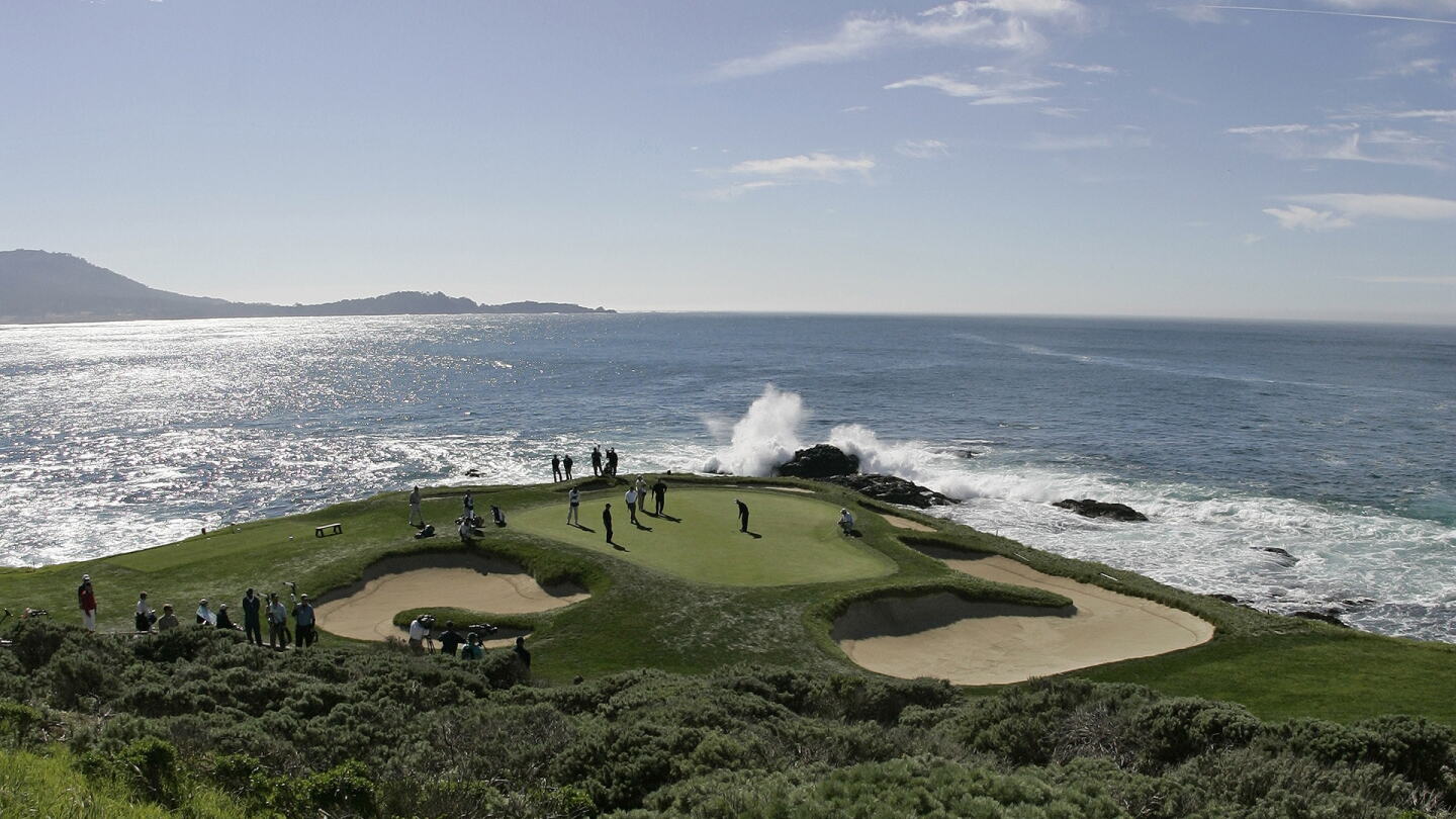 pebblebeach_1920_7th_aerial.jpg