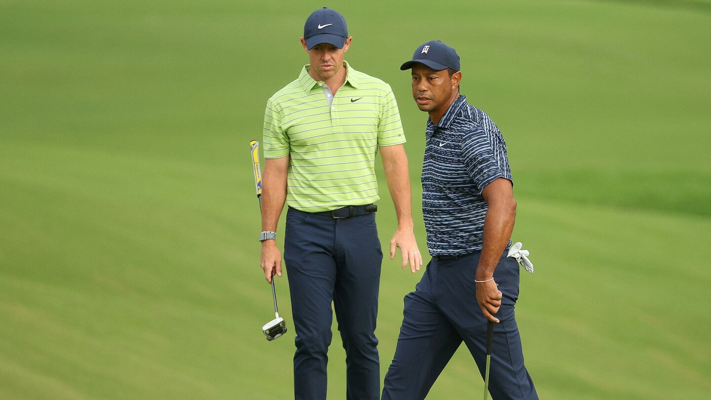 woods_1920_pga22_d1_mcilroy.jpg