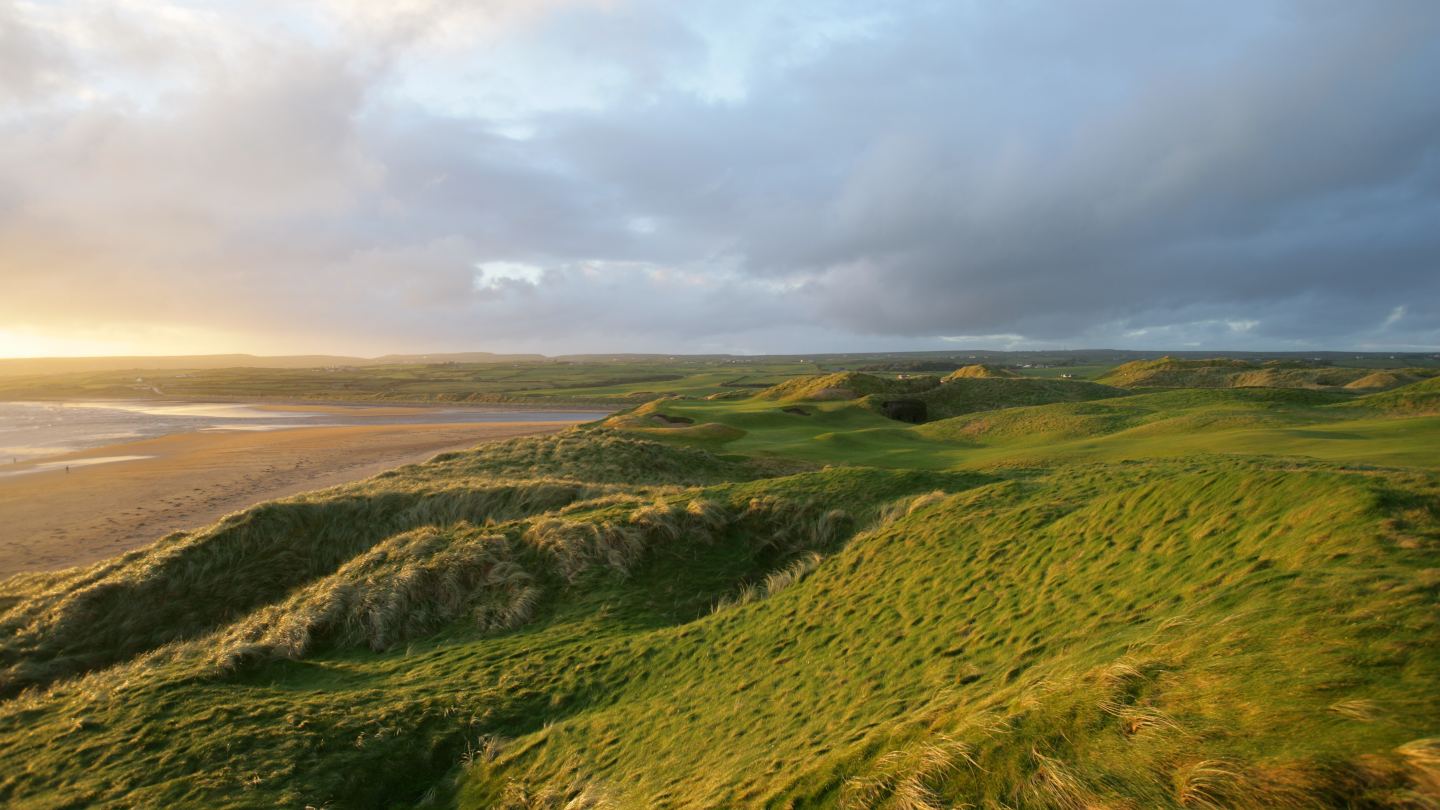 Niall Sheils Donegan discusses strategy for famous 5th hole at Lahinch