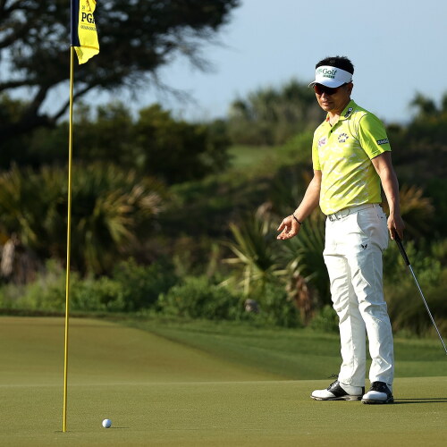 yang_1920_pga21_d2_miss_putt.jpg
