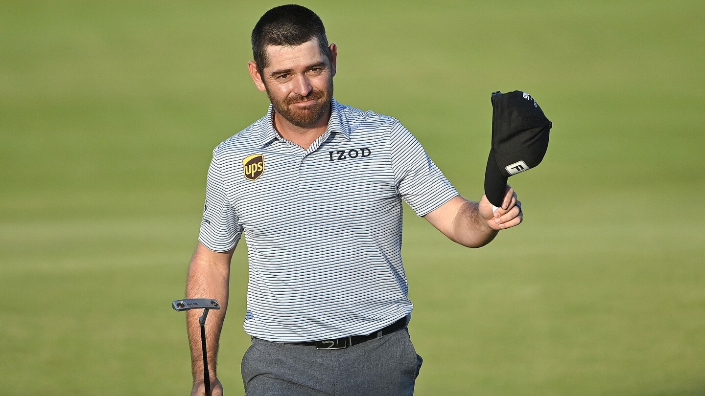 oosthuizen_1920_open21_d3_tipcap.jpg