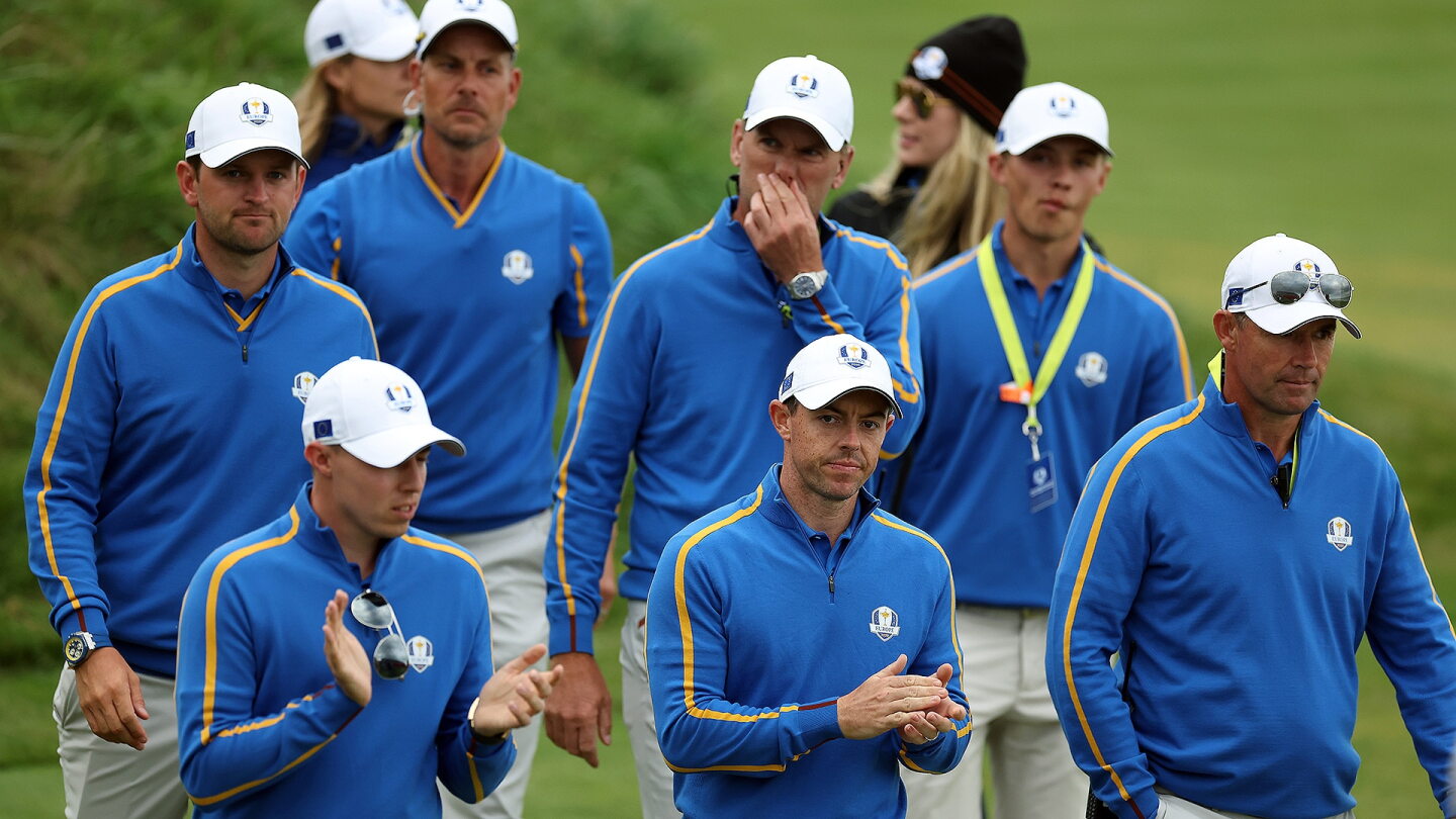 mcilroy_1920_rydercup21_team.jpg