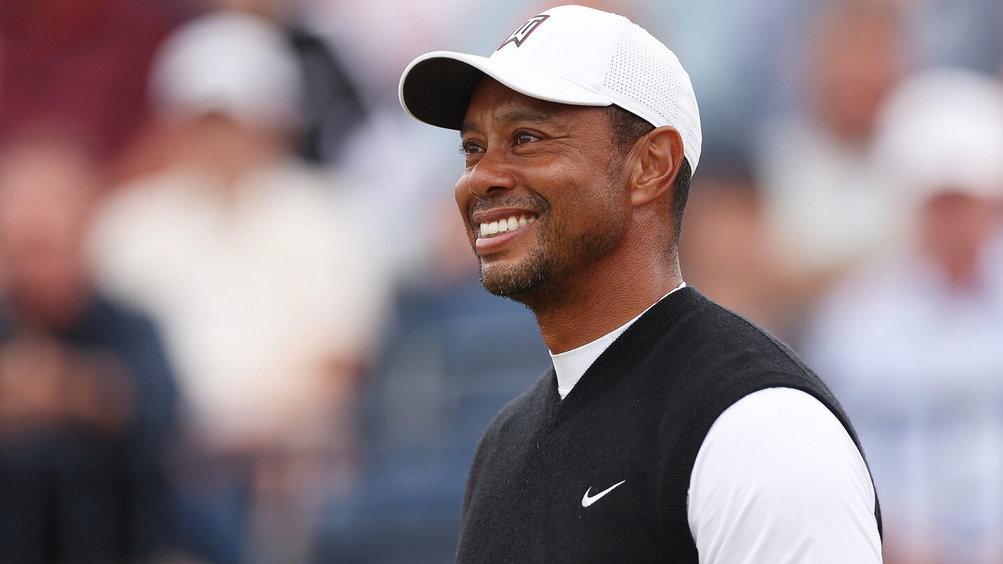 woods_1920_theopen22_mon_ISO.jpg