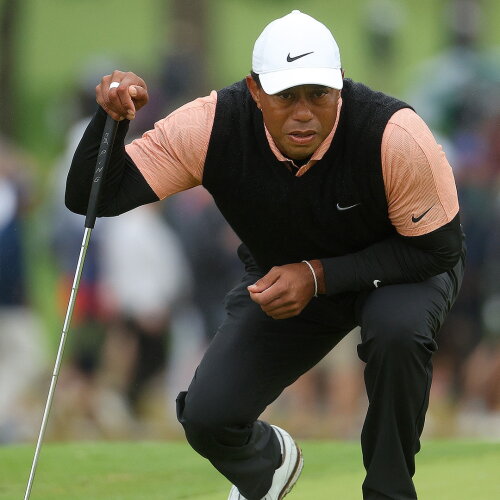 woods_1920_pga22_d3_lineputt.jpg
