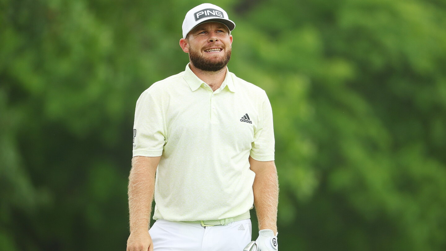 hatton_1920_pga22_d2_grimace.jpg