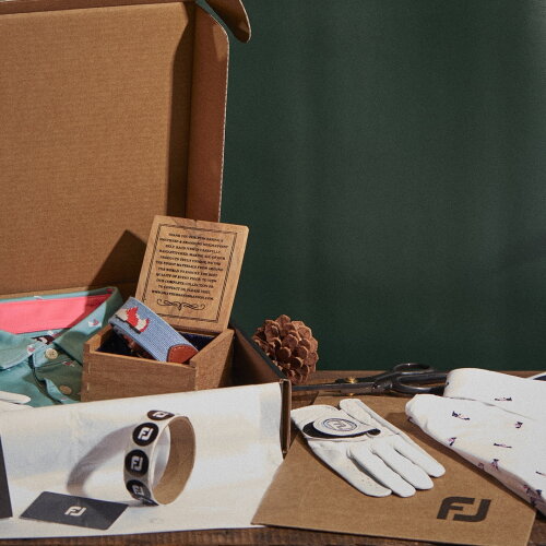 footjoy_1920_2022_gift_guide.jpg