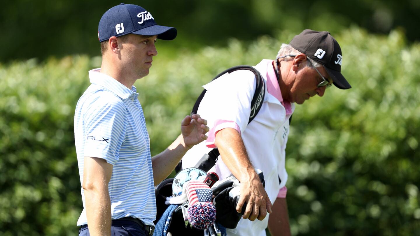 thomas_1920_memorial20_d3_dad_caddie.jpg