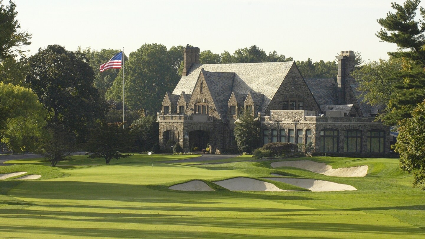 wingedfoot_1920_clubhouse.jpg