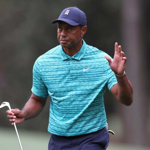 Tiger_1920_Masters22_wave.PNG
