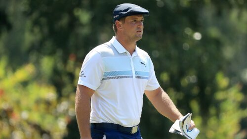 dechambeau_1920_heritage20_d2_walking.jpg
