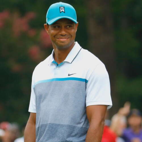 Monday Scramble: Does Tiger win Tour event in '16?