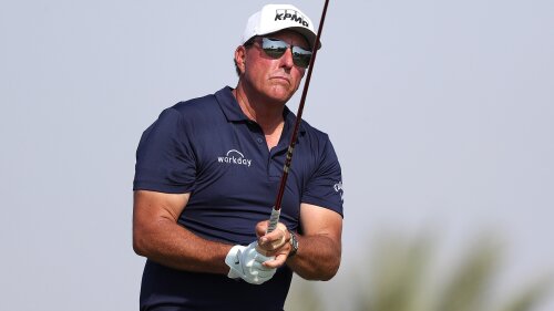 mickelson_1920_saudi22_d1_swing.jpg