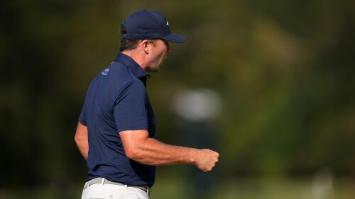 fisk_winning_putt_raw.jpg