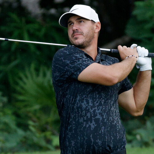 koepka_1920_mayakoba21_iron.jpg