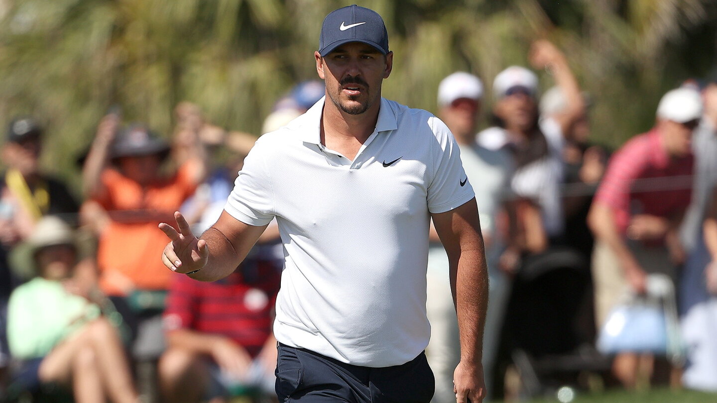 koepka_1920_pga21_d2_wave.jpg