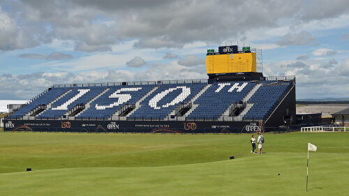 grandstand_18_1920_open22.jpg