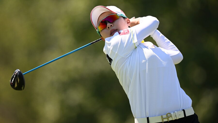 HJKim_1920_Evian22_R2_driver.jpg