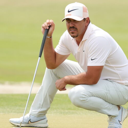 koepka_1920_pga21_crouch.jpg