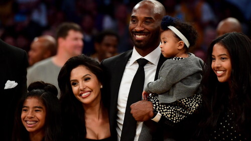 kobe_bryant_1920_family.jpg