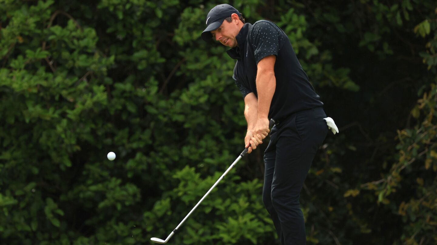 mcilroy_1920_api21_chip.jpg