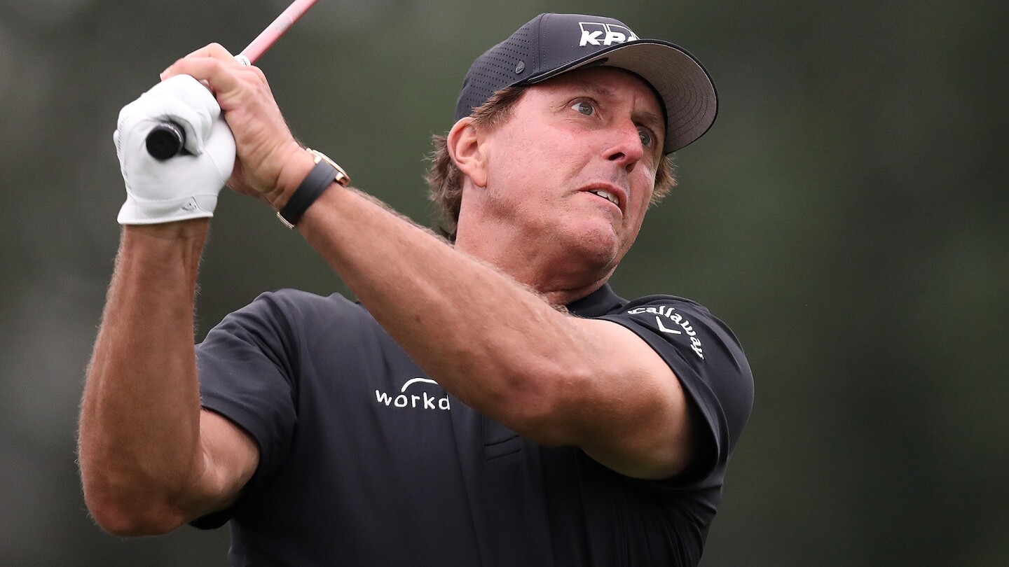 mickelson_1920_safeway20_d1_drive.jpg