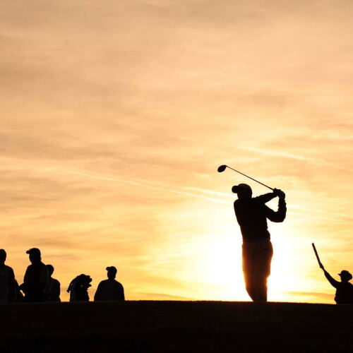 silhouette_1920_sunlight.jpg