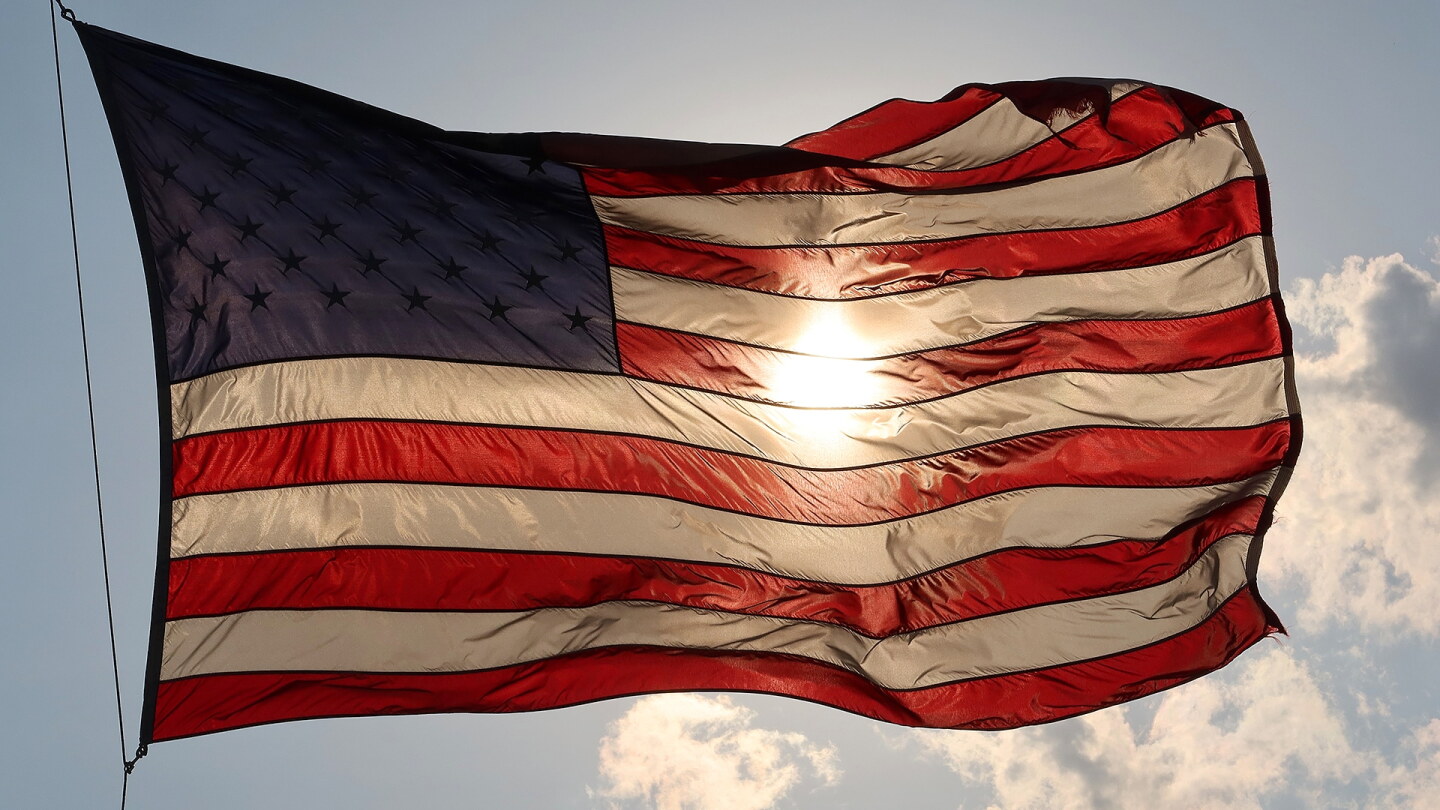 american_flag_1920.jpg