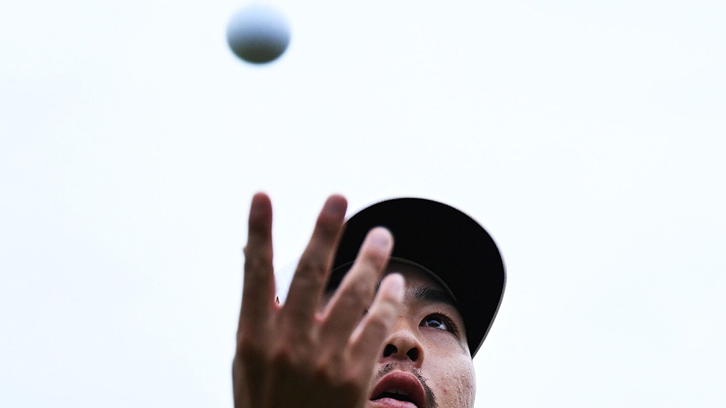 minwoolee_1920_open23_ball.jpg