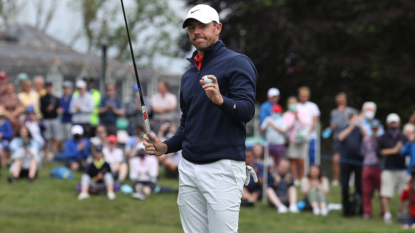 mcilroy_1920_irish21_d2_wave.jpg