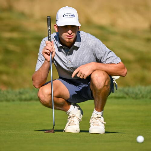 Bennett_1920_USAM22_Putting.jpg