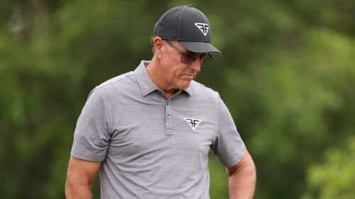 Mickelson_1920_USO23_Stare.jpg