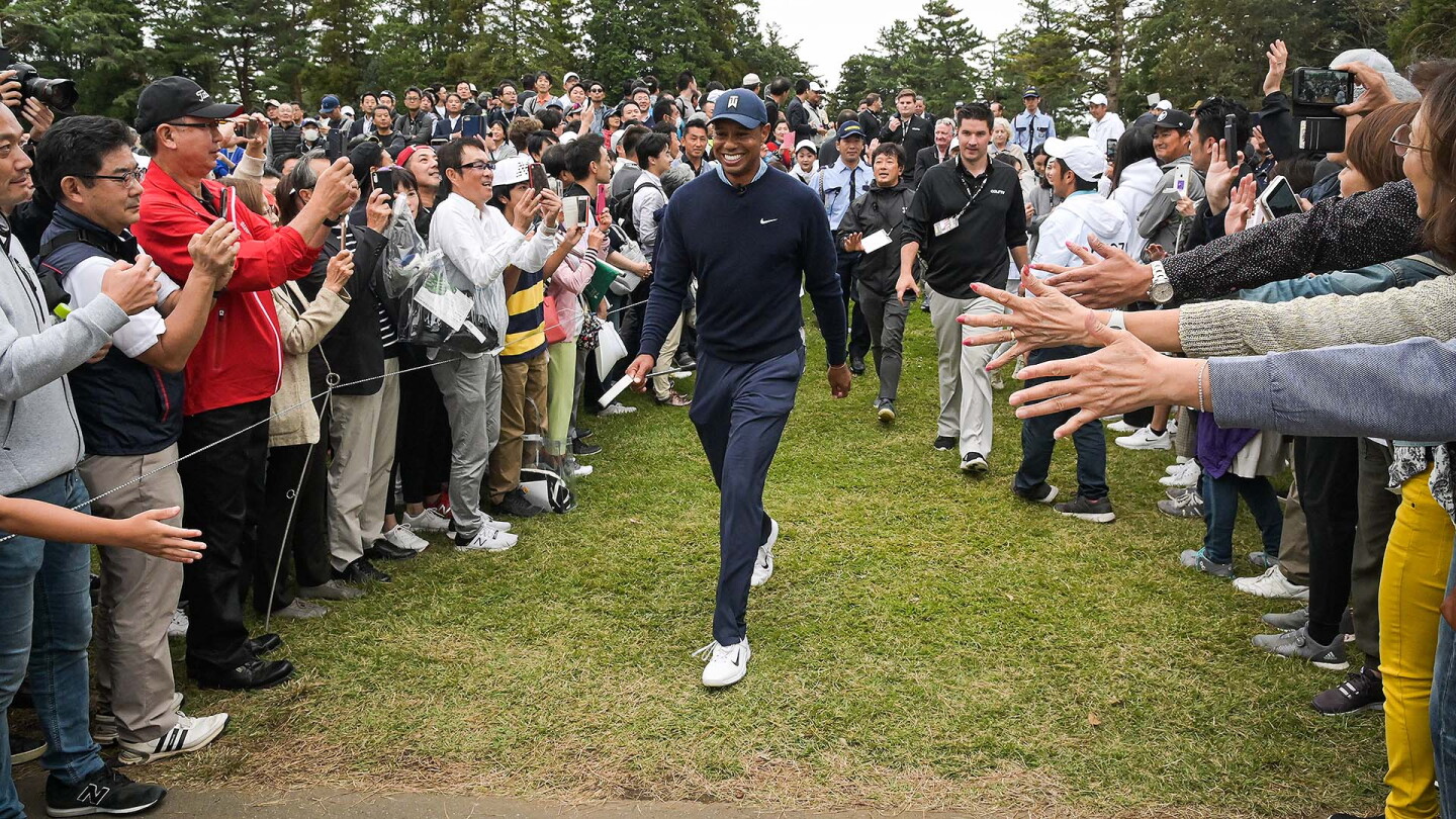 woods_1920_japanfans19.jpg