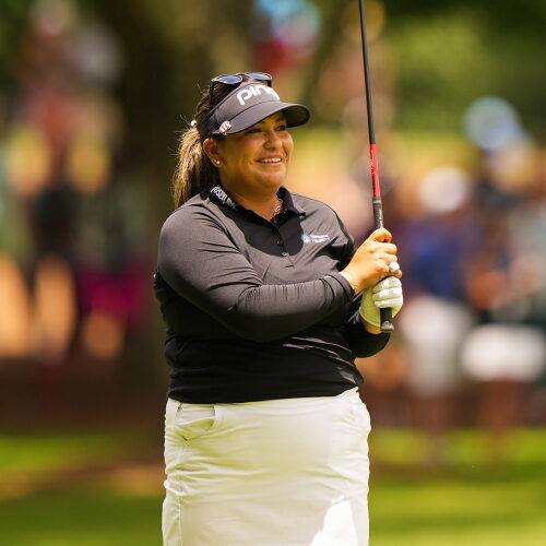 salas_1920_kpmg21_d4_iron.jpg
