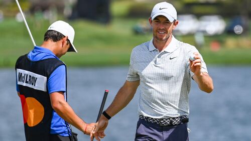 mcilroy_1920_api20_d1_wave_caddie.jpg
