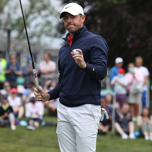 mcilroy_1920_irish21_d2_wave.jpg