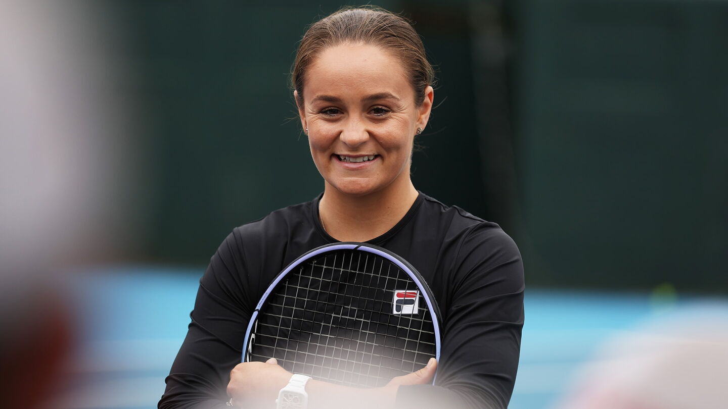 barty_1920_tennis.jpg