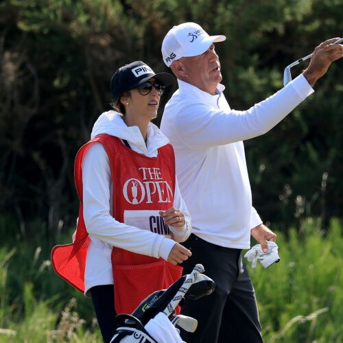 cink_1920_open23_d1_caddie.jpg