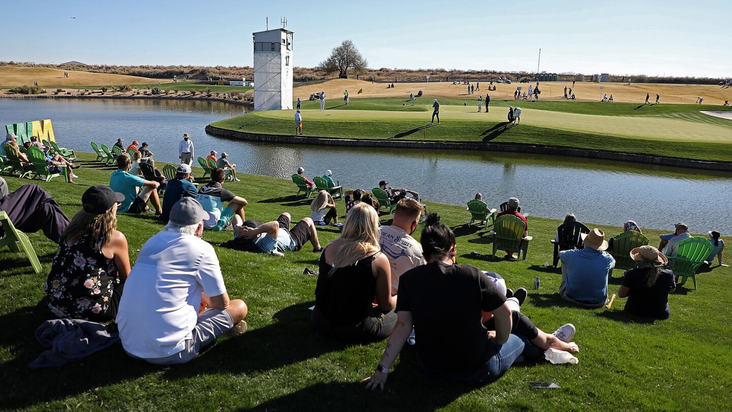 fans_1920_wmpo21_d1_17.jpg