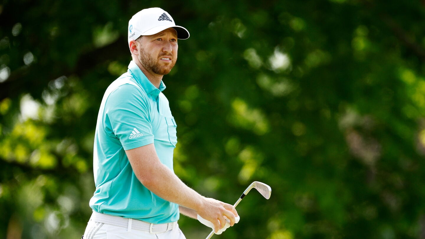Berger_1920_USOpen22_Iron.jpg
