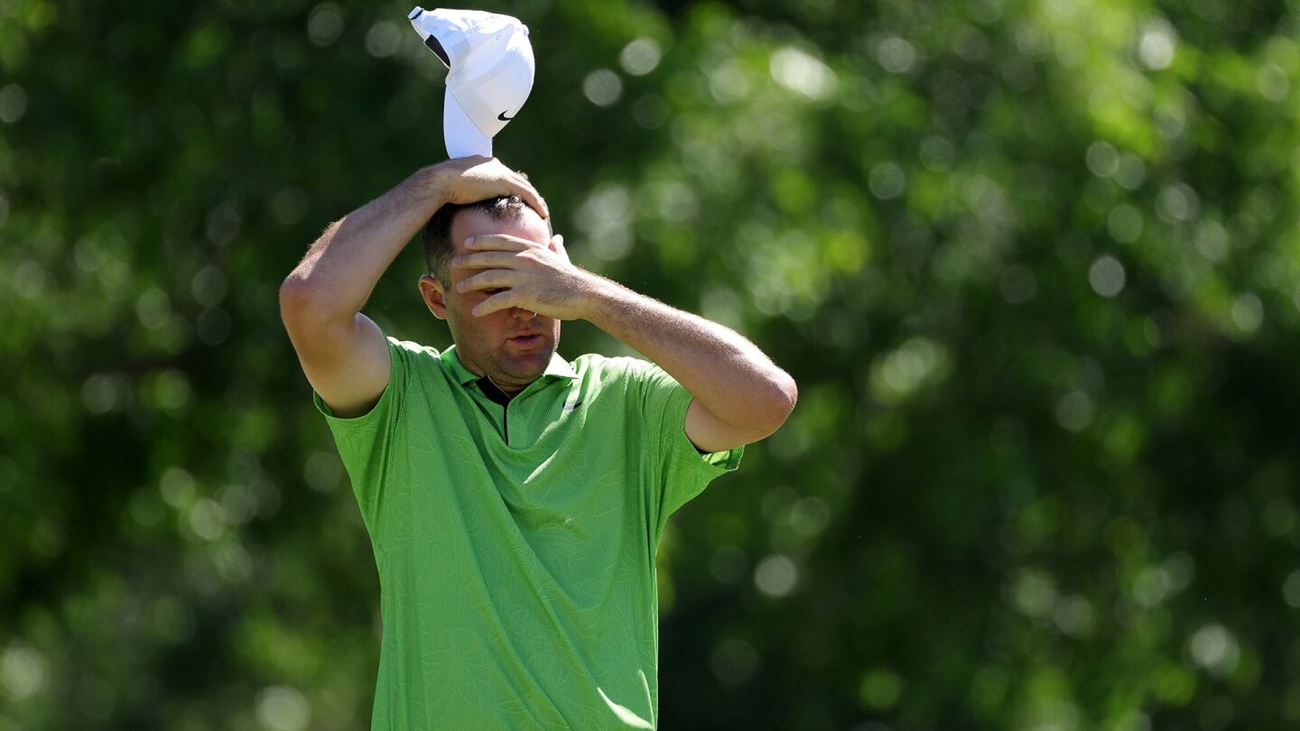 Scheffler_1920_Colonial22_d1_reaction.jpg