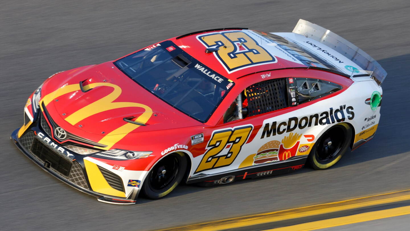 Wallace_1920_Daytona500_car.jpg