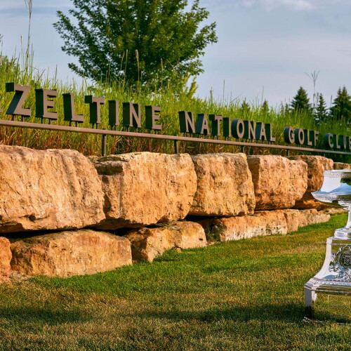 hazeltine_1920_kpmg19_trophy.jpg