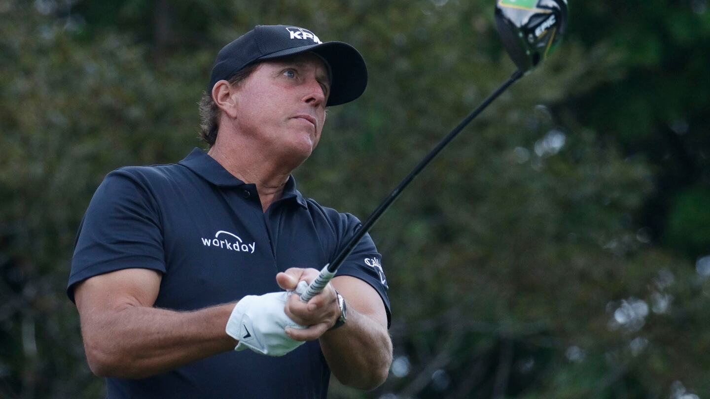 mickelson_1920_cjcup19_d2_teeshot.jpg