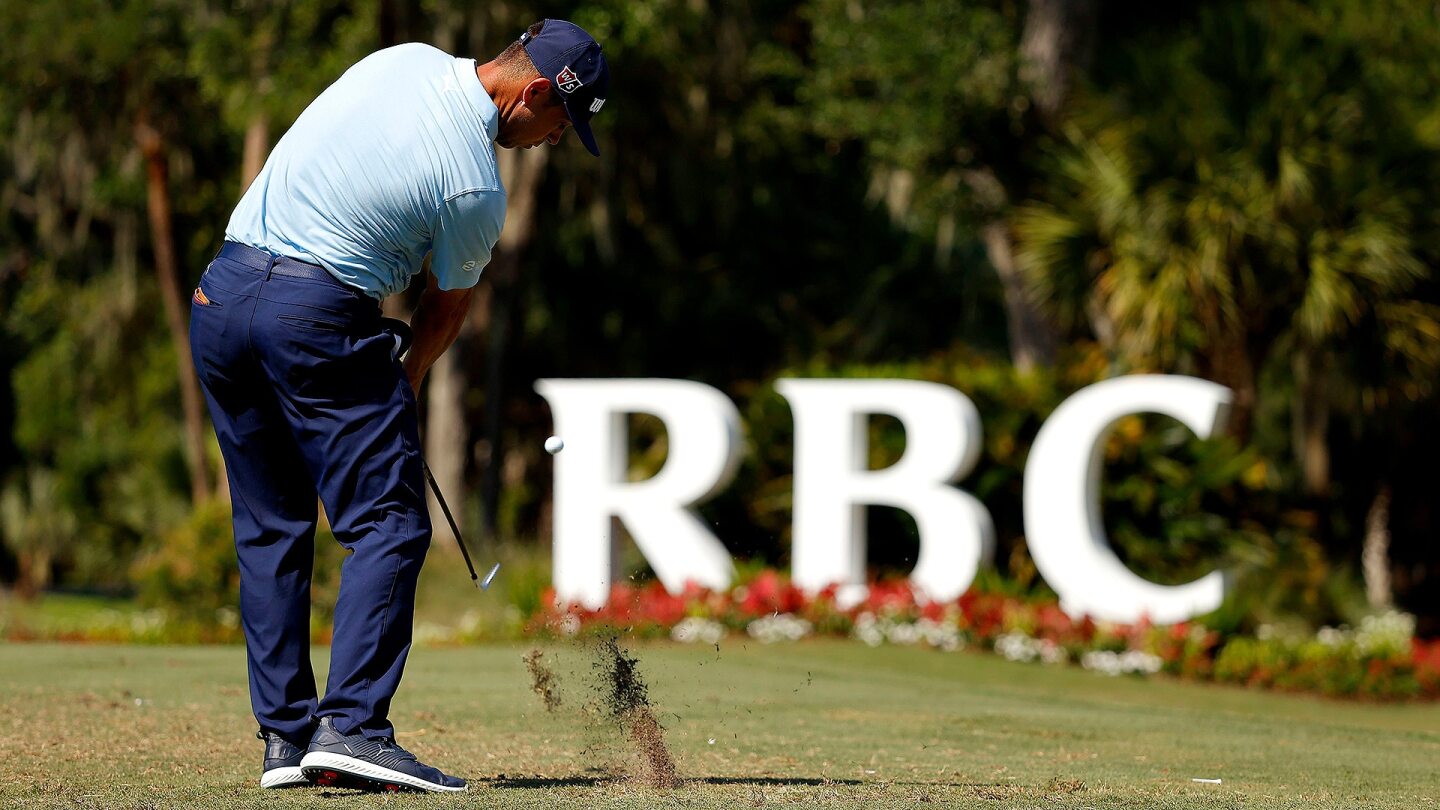 woodland_1920_rbc20_d1_signage_swing.jpg