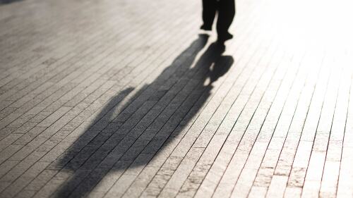 shadow_1920.jpg
