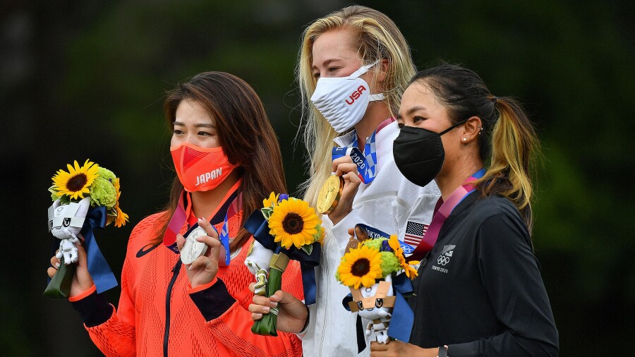 nkorda_1920_olympics21_d4_inami_ko_medals.jpg