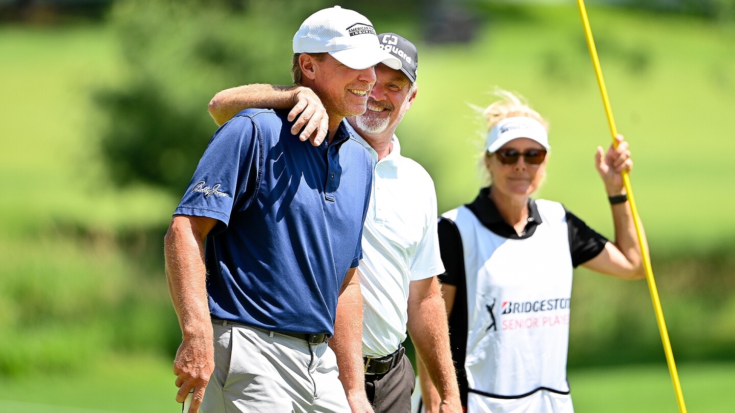 stricker_1920_srplayers21_d1_kelly_wife.jpg